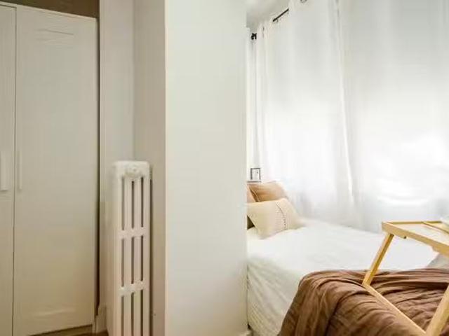Habitación en Calle de Serrano, Chamartín