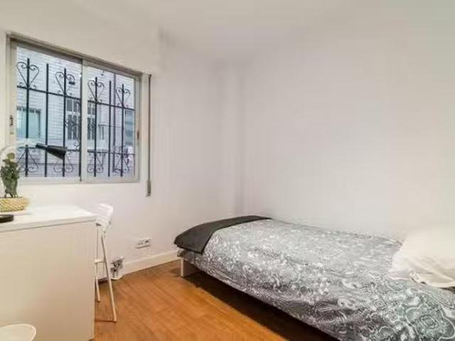 Habitación en Calle de Téllez, Pacífico