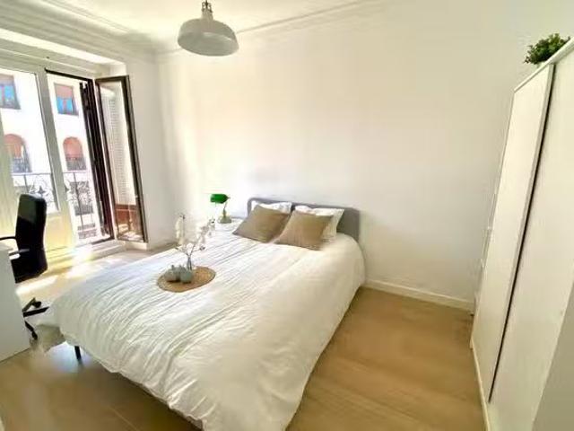 Habitación en Calle de Toledo, Palacio