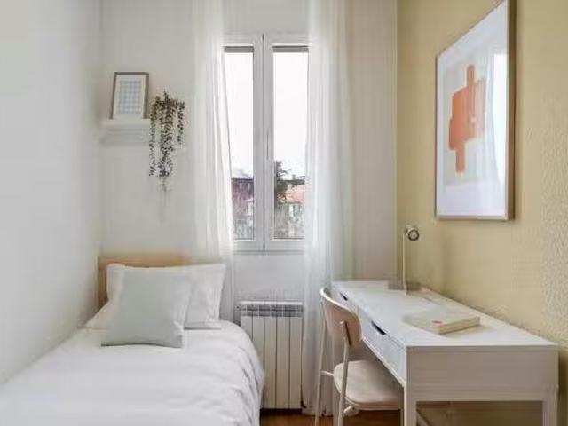 Habitación en Calle de Triana, Chamartín