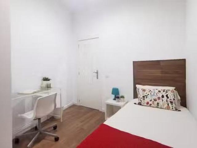 Habitación en Calle de Valencia