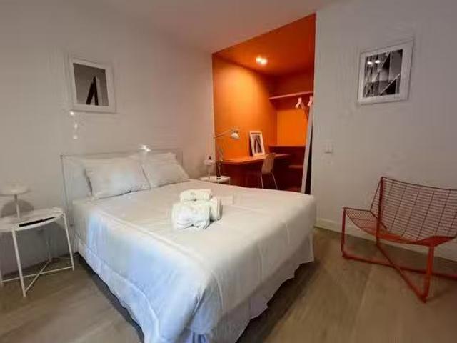 Habitación en Calle del Zenit, Aravaca