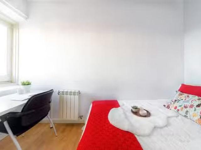 Habitación en Calle del Conde de Aranda