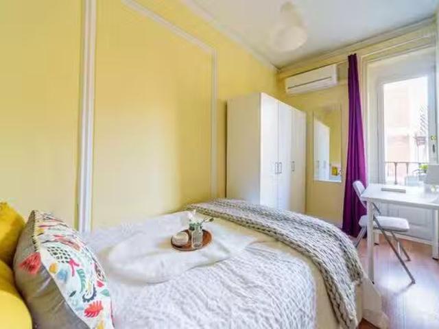 Habitación en Calle del Conde de Aranda