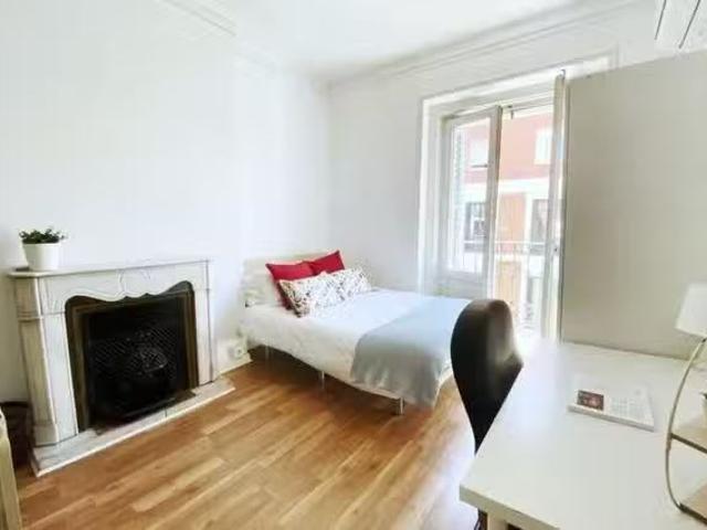 Habitación en Calle del Conde de Aranda