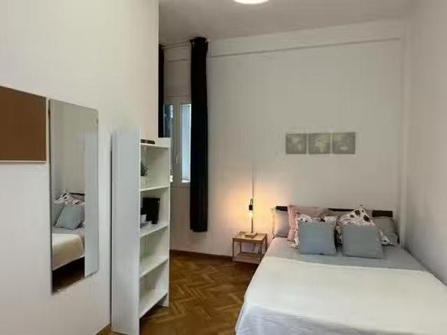 Habitación en Calle del Doctor Esquerdo, Goya