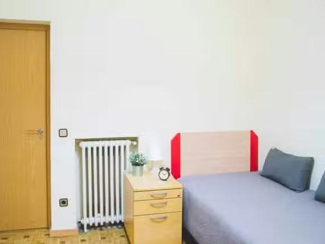 Habitación en Calle del Doctor Esquerdo, Retiro