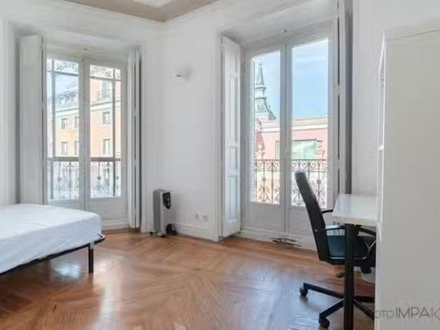 Habitación en Calle del Duque de Rivas, Embajadores