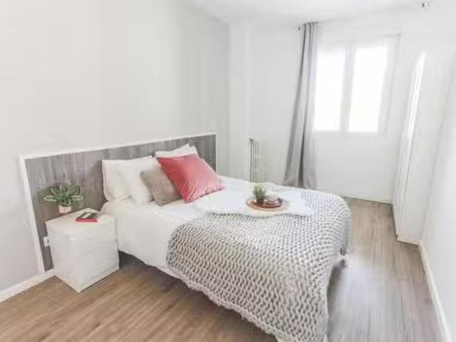 Habitación en Calle del Ferrocarril