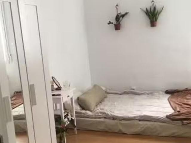 Habitación en Calle del Limón, 28015 Madrid, Spain