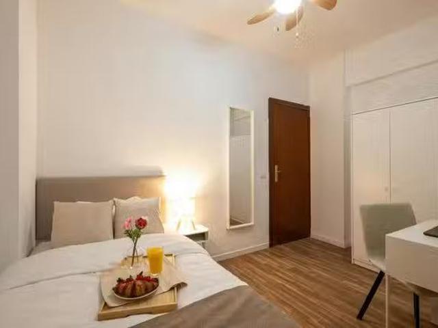 Habitación en Calle del Poeta Joan Maragall, Tetuán