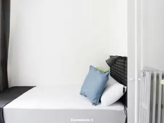 Habitación en Calle del Rosario, Palacio