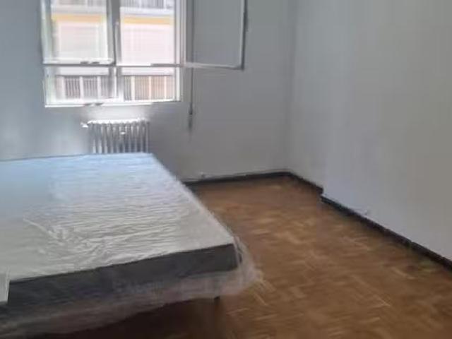 Habitación en Calle Doctor Camilo Calleja, Campo Grande