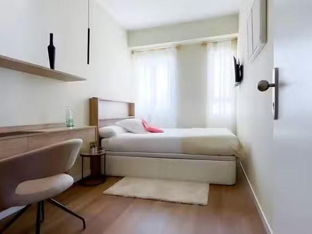 Habitación en Calle Donoso Cortés, Gaztambide