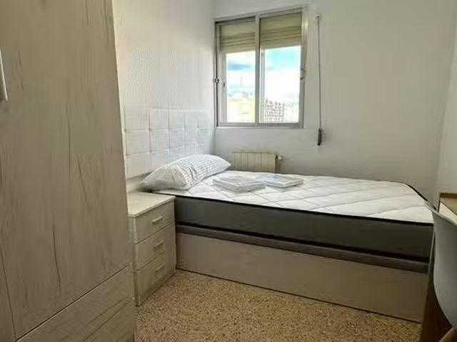 Habitación en Calle Finisterre, La Paz