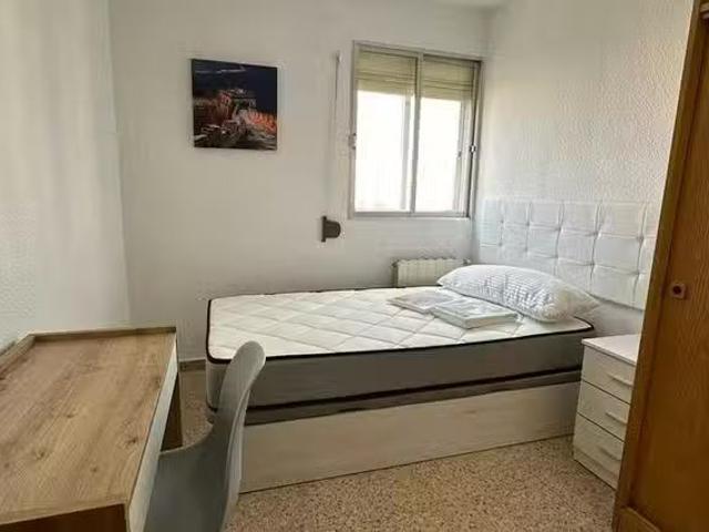 Habitación en Calle Finisterre, La Paz