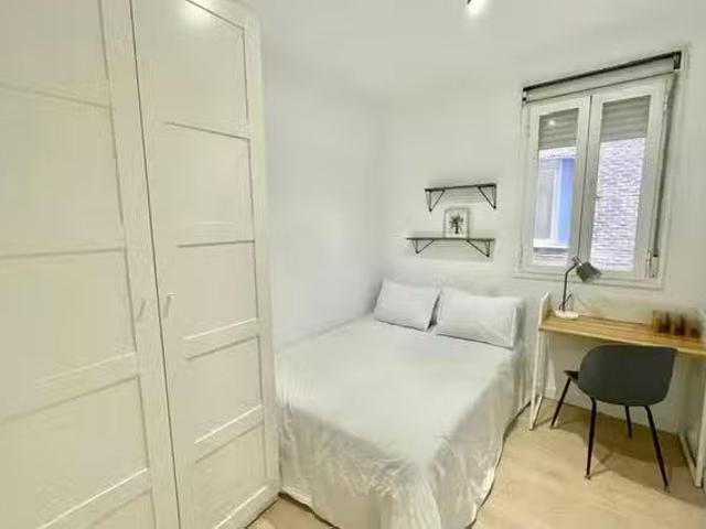 Habitación en Calle Francos Rodríguez, Bellas Vistas