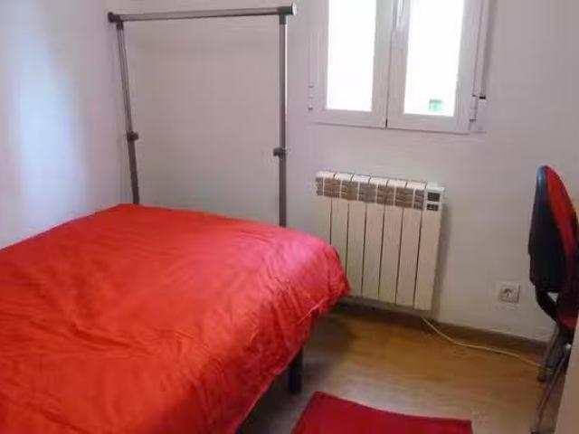 Habitación en Calle Hortensia