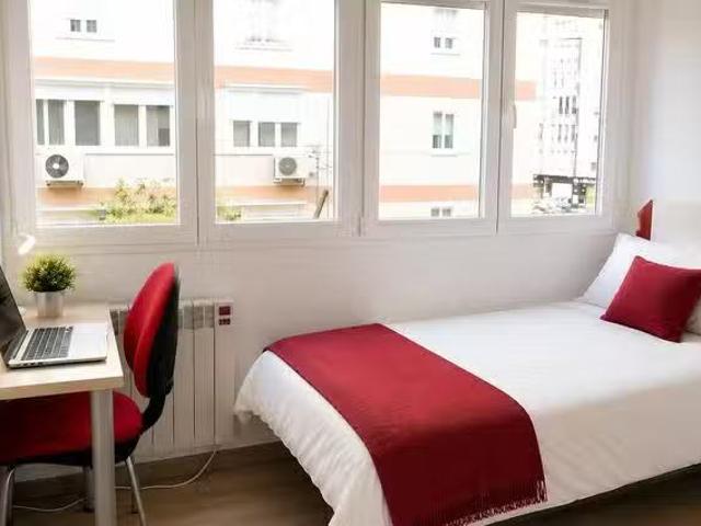 Habitación en Calle Hortensia