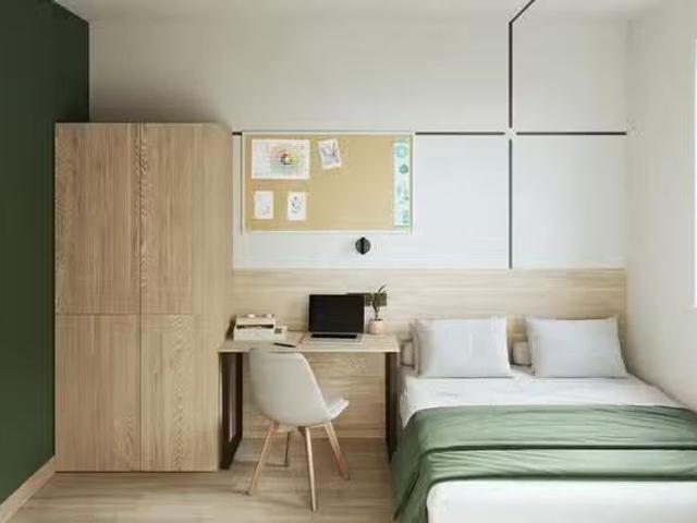 Habitación en Calle Porthos, Latina