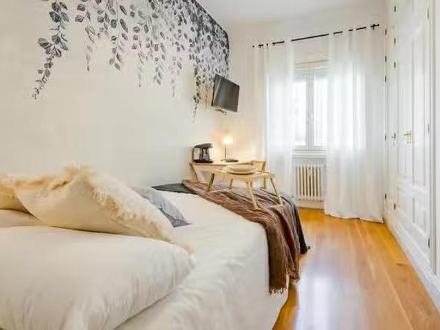Habitación en Calle Quintana, Moncloa Aravaca
