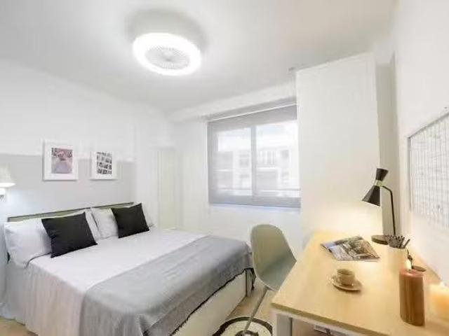 Habitación en Calle Rodríguez de Cepeda, Albors