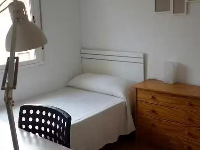 Habitación en Calle San Sebastián