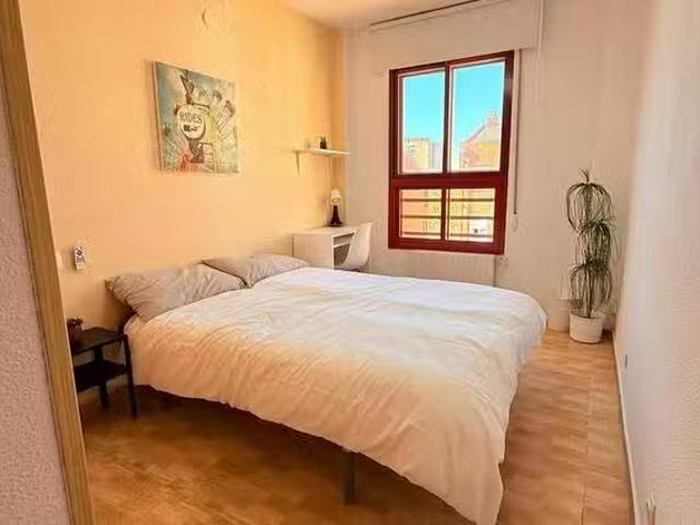Habitación en Calle Santanderina, Puente de Vallecas