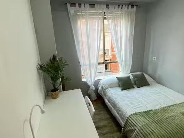 Habitación en Calle Torre de Romo, Buenos Aires