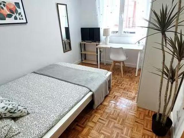 Habitación en Calle Valdemorillo