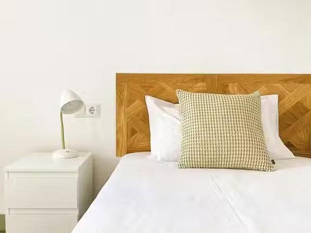 Habitación en Carrer Trafalgar, La Creu del Grau