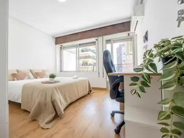 Habitación en Carrer d'Alemany, Rascanya