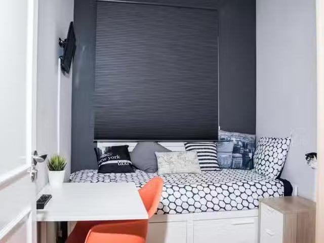 Habitación en Carrer d'Aragó, La Sagrada Familia