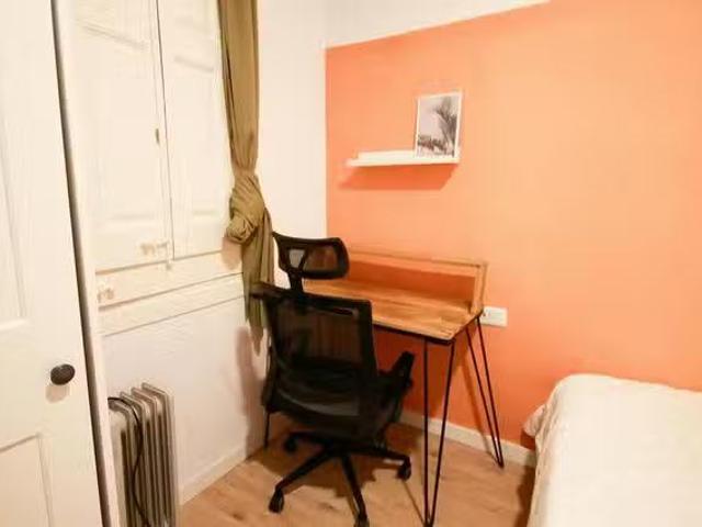 Habitación en Carrer d'Aribau, l'Antiga Esquerra de l'Eixample