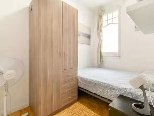 Habitación en Carrer de Balmes, l'Antiga Esquerra de l'Eixample