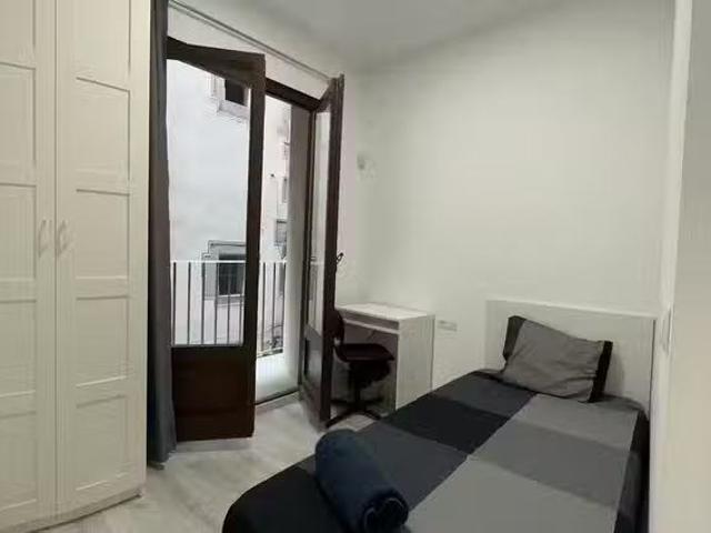 Habitación en Carrer de Corretger, Ciutat Vella