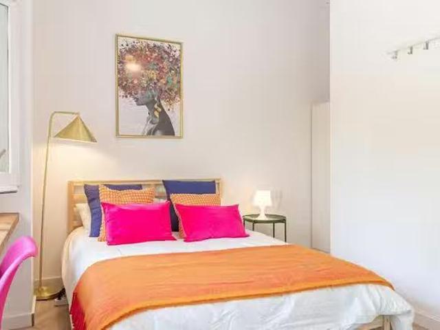 Habitación en Carrer de Còrsega, Gràcia