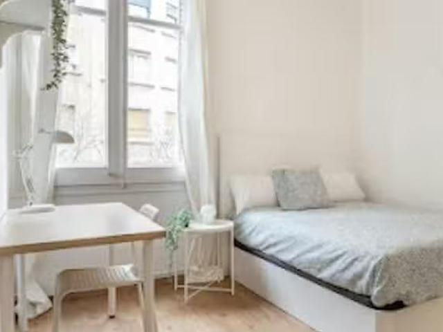 Habitación en Carrer de Còrsega, Sagrada Familia