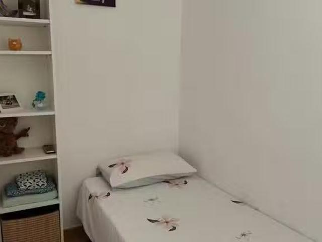 Habitación en Carrer de Cristóbal de Moura, Provençals de Pobl.