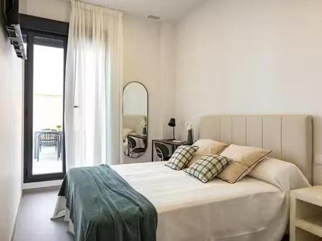 Habitación en Carrer de Goya, L'Olivereta