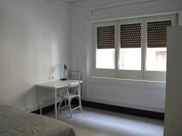 Habitación en Carrer de Jonqueres, S. Pere, Santa Caterina, i.