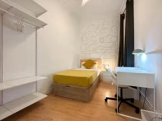 Habitación en Carrer de Jonqueres, S. Pere, Santa Caterina, i.