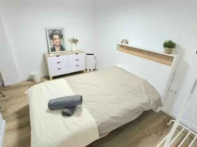 Habitación en Carrer de Joan Mercader, Poblados Marítimos
