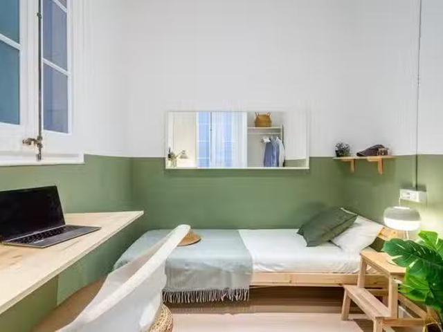 Habitación en Carrer de la Unió, 13