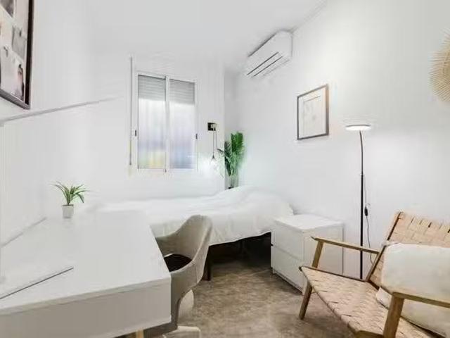 Habitación en Carrer de la Indústria, Camins al Grau