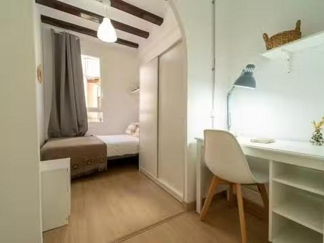 Habitación en Carrer de la Lluna, El Raval
