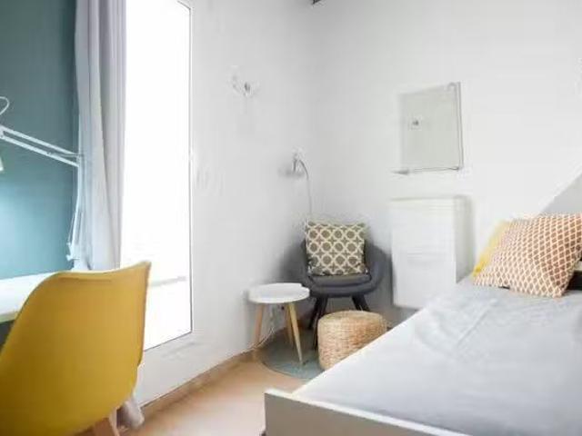 Habitación en Carrer de la Riera de Sant Miquel, Vila de Gràcia