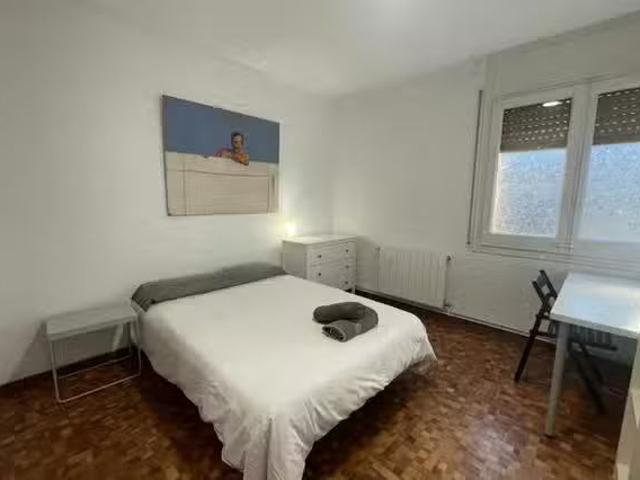 Habitación en Carrer de Luis Antúnez, Gràcia