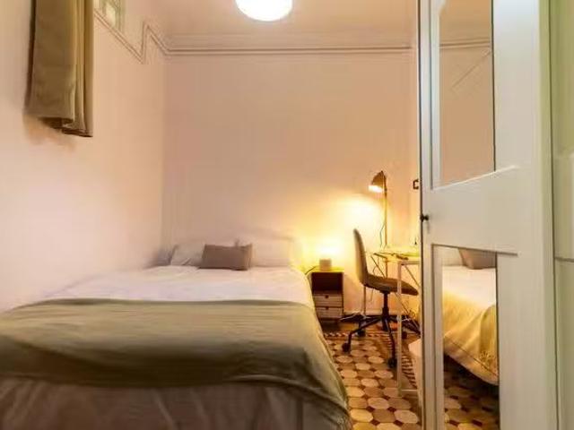 Habitación en Carrer de Mallorca