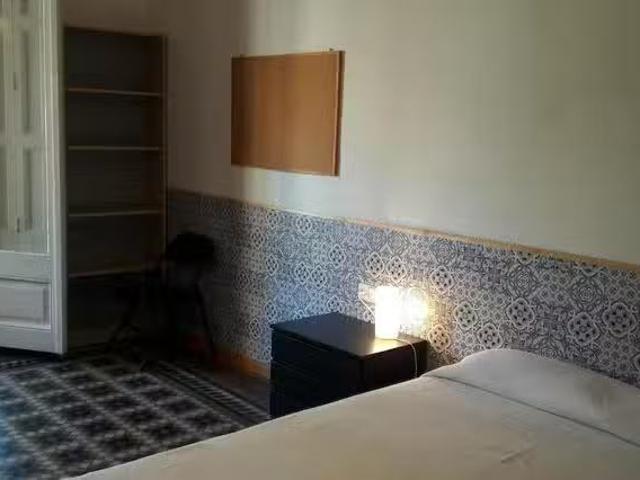 Habitación en Carrer de Mallorca, L'Eixample